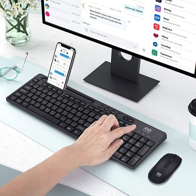 Evo Labs WM-757UK Wireless Keyboard and Mouse Combo Set, With Integrated Tablet/ Mobile/ Smartphone Stand, 2.4GHz Full Size Qwerty UK Layout Keyboard with Wireless Mouse, Ideal for Home/Office, Black