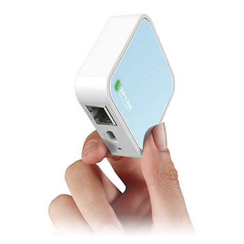 TP-LINK (TL-WR802N) 300Mbps Wireless N Mini Pocket Router, Repeater, Client, AP & Hotspot Modes - PC Gear UK